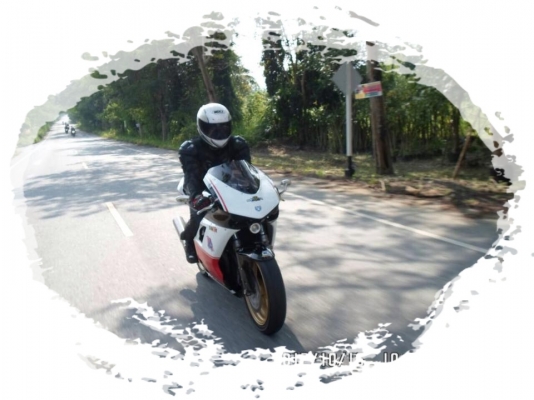 ขาย CBR400 ปี89 แฟริ่งแต่ง Ducati1198 ทะเบียนแท้