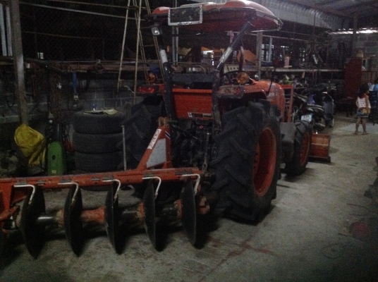 ขาย  สด Kubota. L4708. 47แรง รถไร่ ปีกว่า 640ซ.ม สภาพดีมาก