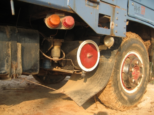 Isuzu  115  ฝาดำ    495,000  บาท