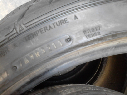 205/45R17  DUNLOP SP SPORT LM-703 มีชุด 4 เส้น TEL.081-427-3941