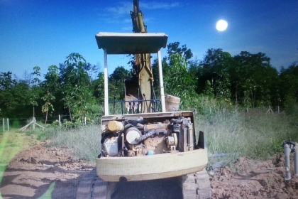 รถขุด KOMATSU PC40-6 รถเก่าญี่ปุ่น 6 เดือน ใช้งานได้ดีในเมืองไทย ชอบราคาเท่าไรต่อรองได้ครับ