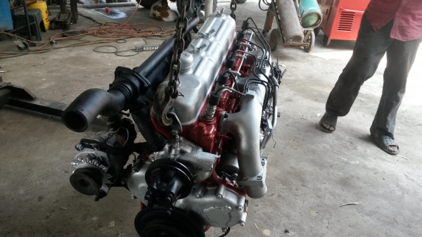 ขายเครื่องฮีโน่ 6สูปQD100 พร้อมเกียร์ มีเกียร์ฝาก สภาพพร้อมใช้งาน ขาย 36000บาท (มีเลข)