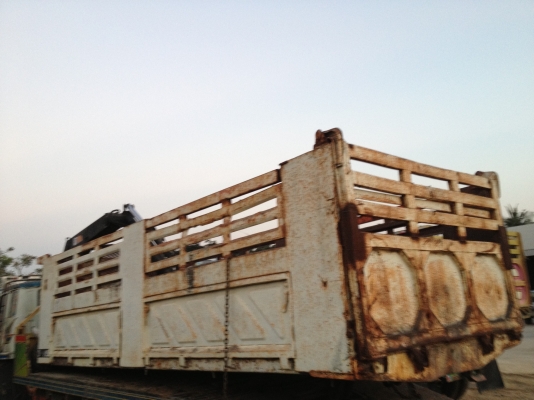 ขาย!!! เฉพาะกะบะดั้มพ์ สามมิตร (ลอนเฉียง) ขาย!!! เฉพาะกะบะดั้มพ์ สามมิตร (ลอนเฉียง)