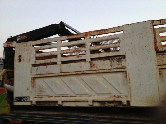 ขาย!!! เฉพาะกะบะดั้มพ์ สามมิตร (ลอนเฉียง) ขาย!!! เฉพาะกะบะดั้มพ์ สามมิตร (ลอนเฉียง)