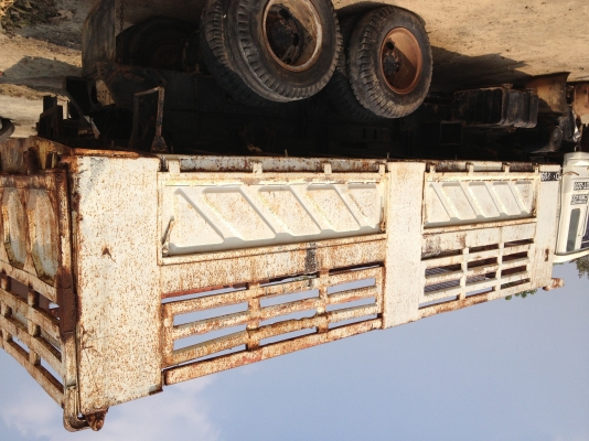 ขาย!!! เฉพาะกะบะดั้มพ์ สามมิตร (ลอนเฉียง)