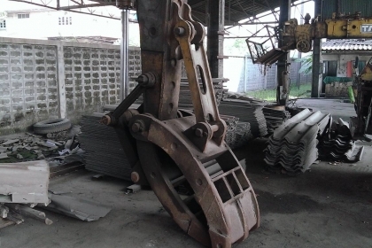 ขายหัวคีบเหล็กติดรถแบคโค ขายหัวคีบเหล็กติดรถแบคโค