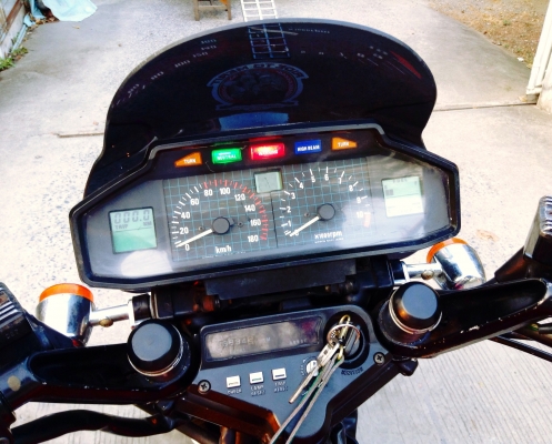 ด่วยเลยครับรถสวยมาก Honda sabre750 สรรพสามิตต์ ตัวจริง