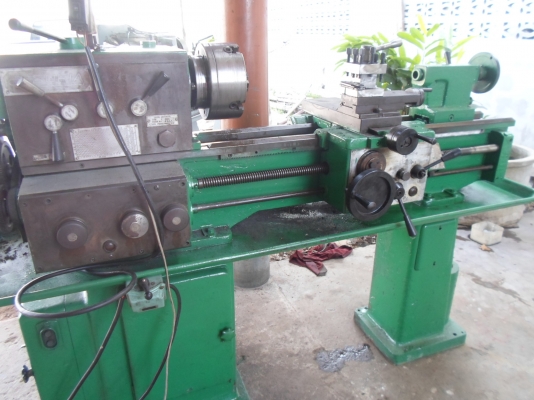 แท่นกลึง 5 ฟุต 2 เพลา เกียร์บล็อก 55,000 ด่วน !!! ติดต่อ อ้อม  0898217996