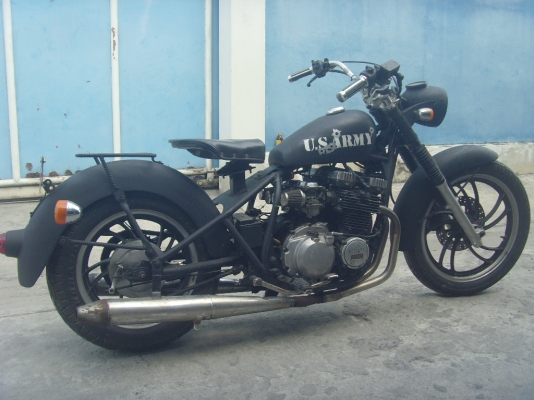 ร้อนเงินขาย YAMAHA XJ400cc.งานสร้าง หลังแข็ง แนว US ARMY 400cc. พร้อมทะเบียน 39000