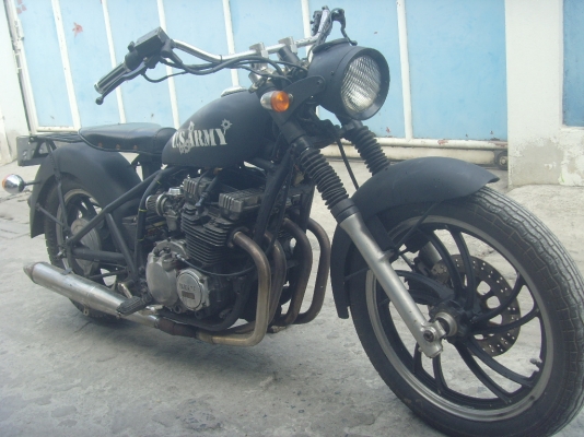 ร้อนเงินขาย YAMAHA XJ400cc.งานสร้าง หลังแข็ง แนว US ARMY 400cc. พร้อมทะเบียน 39000