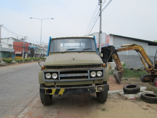 ขายหัวรถบรรทุกหน้ายาว รถทหารสภาพสวย