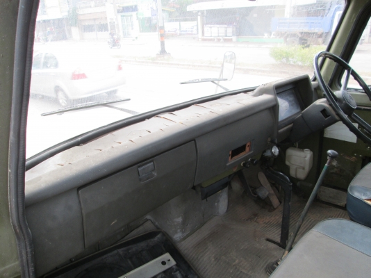 ขายหัวรถบรรทุกหน้ายาว รถทหารสภาพสวย