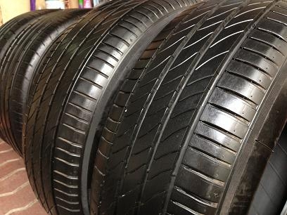 ขายยาง MICHELIN PRIMACY 3ST ปี3113,4113(1คู่) มีป่ะ 1เส้น ดอกยางสภาพเกือบ 100\% 215-60-16 ราคา 4,000 ขายยาง MICHELIN PRIMACY 3ST ปี3113,4113(1คู่) มีป่ะ 1เส้น ดอกยางสภาพเกือบ 100\% 215-60-16 ราคา 4,000
