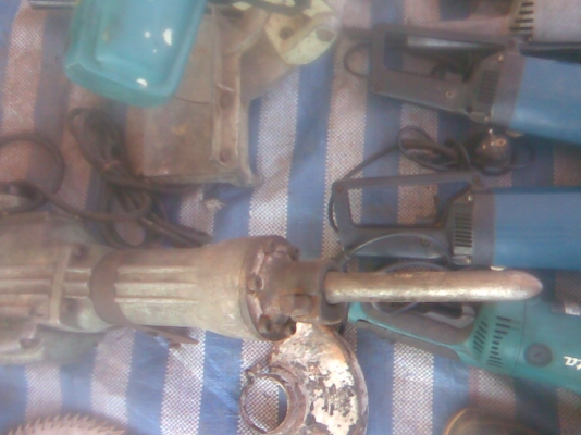 แย็กสกัดคอนกรีตฮิตาชิตัวใหญ่