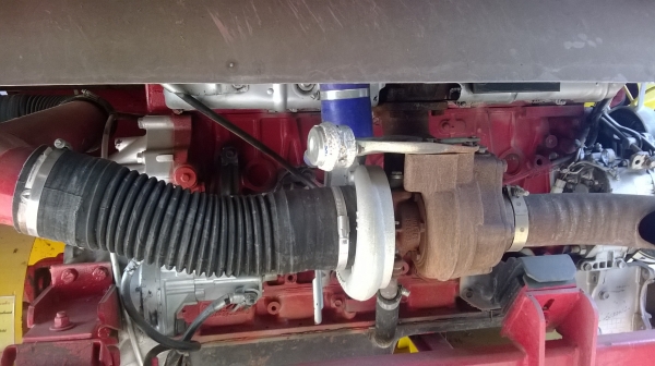 ขายด่วนรถเกี่ยวข้าวเกษตรพัฒนารุ่นปลดหนี้ปี53 สภาพเหมือนใหม่ใช้งานน้อยมาก