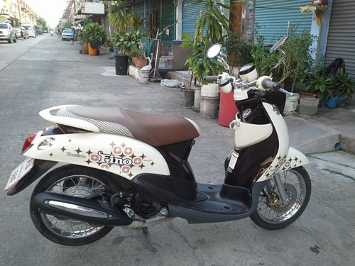 Fino ปี 55 เกย์แยก หัวฉีด รถสวยมาก เหมือนมือ1 วิ่ง 7,000 กม.เครื่องกริ๊บๆ Fino ปี 55 เกย์แยก หัวฉีด รถสวยมาก เหมือนมือ1 วิ่ง 7,000 กม.เครื่องกริ๊บๆ