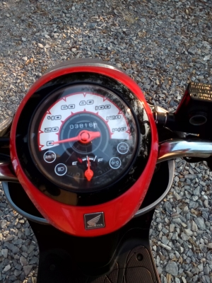 ขายhonda scoopy i 2013 30,900 บาท ไมล์น้อย สภาพสวย ต่อรองราคากันได้ครับ