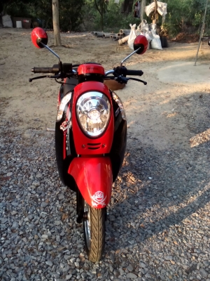 ขายhonda scoopy i 2013 30,900 บาท ไมล์น้อย สภาพสวย ต่อรองราคากันได้ครับ