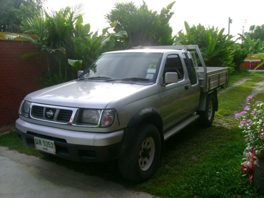 NISSAN FRONTIER CAB 4WD เครื่อง KA24 BENZIN จากโรงงาน LPG กระบะลอย