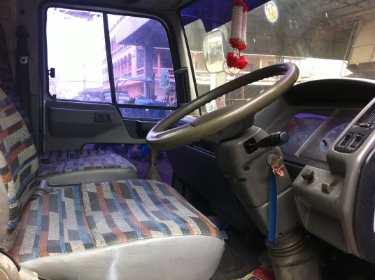 HINO FCJJKA กระบะคาร์โก้ เหล็ก เครื่อง JO7C (165 แรงม้า) ทำสีใหม่ทั้งคัน สภาพพร้อมใช้ ทะเบียนพร้อมโอน ราคาต่อรอง