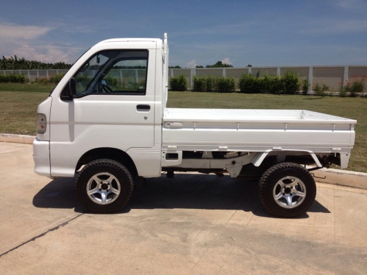 s210c 4x4 ทะเบียนแท้ สรรพสามิต ครบ ชั่วโมงนี้หายากแล้วครับ  (