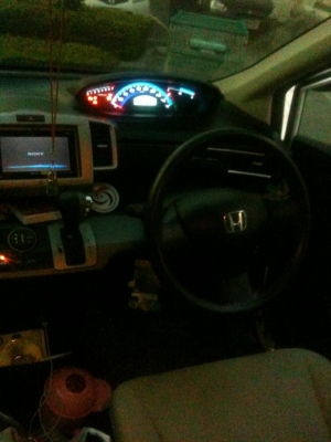 ขายรถHONDA FREED i-Vtec 1,500cc. Auto ปี2008 ตัวTop 120แรงม้า สภาพดีมาก มีกล้องถอยหลังด้วย ไมล์วิ่งแค่74999กิโลเมตร เอง ไม่เคยชน เดิมๆ ประตูบานเลื่อนไฟฟ้า ทั้งสองข้างซ้ายและขวา ขายราคาเงินสดถูกๆ เพียง 240,000.-บาท เท่านั้น สนใจติดต่อ Gun Bangkok 093-93194 ขายรถHONDA FREED i-Vtec 1,500cc. Auto ปี2008 ตัวTop 120แรงม้า สภาพดีมาก มีกล้องถอยหลังด้วย ไมล์วิ่งแค่74999กิโลเมตร เอง ไม่เคยชน เดิมๆ ประตูบานเลื่อนไฟฟ้า ทั้งสองข้างซ้ายและขวา ขายราคาเงินสดถูกๆ เพียง 240,000.-บาท เท่านั้น สนใจติดต่อ Gun Bangkok 093-93194