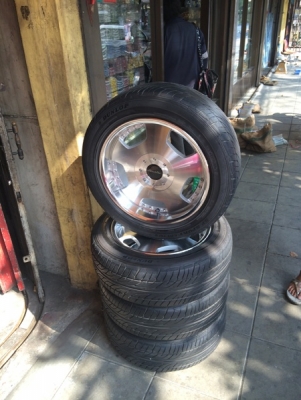 ล้อ vip ขอบ 17 กว้าง 7.5 et 25  6รู139 พร้อมยางใหม่ๆ