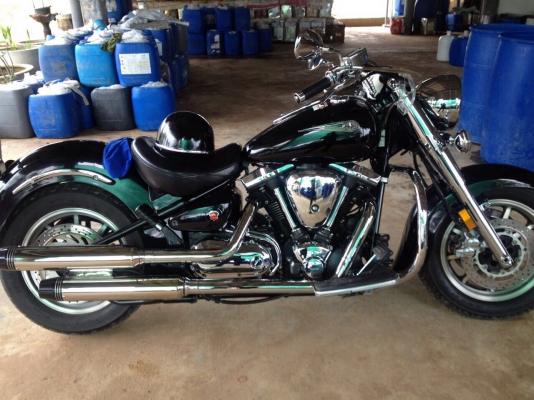 ธารนนทบุรี//ขาย yamaha roadstar 1700 ปี2007  สวยๆแน่นๆครับ ราคา340,000 บาท สำเนาทะเบียน