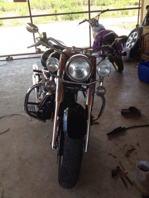 ธารนนทบุรี//ขาย yamaha roadstar 1700 ปี2007  สวยๆแน่นๆครับ ราคา340,000 บาท สำเนาทะเบียน