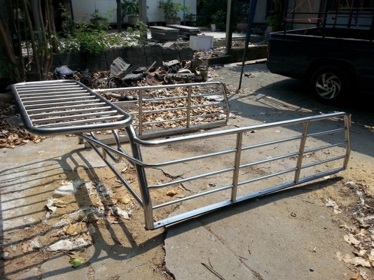 คอกแสตนแลสอย่างหนา ใส่กระบะอีซูซุ แคป ขาย 3500