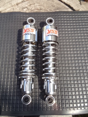 โช็คหลังใหม่ YSS ยาว11นิ้ว ราคา 1,500บาท