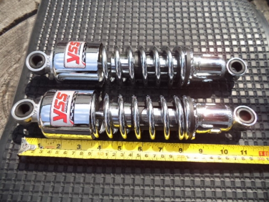 โช็คหลังใหม่ YSS ยาว11นิ้ว ราคา 1,500บาท