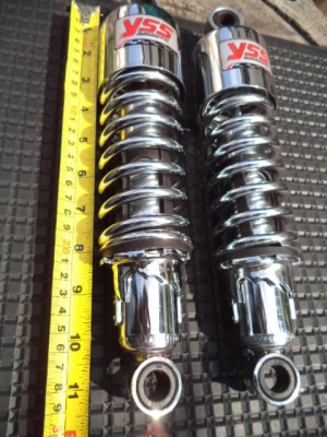 โช็คหลังใหม่ YSS ยาว11นิ้ว ราคา 1,500บาท