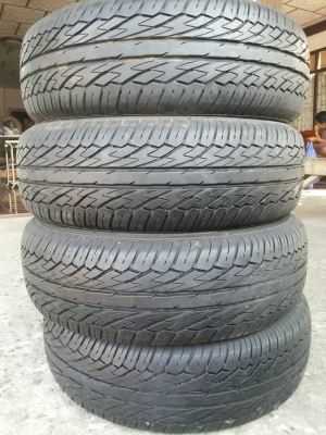 ยาง Dunlop Sp sport300 ดอก95\% ปียาง 3712 3 เส้น 3612 1เส้น ตุ่มหน้ายางเพิ่งหมดไป ยังเห็นเส้นสีบ้าง มีปะ 1 แผล ขาย 4 เส้น 4500 บาท