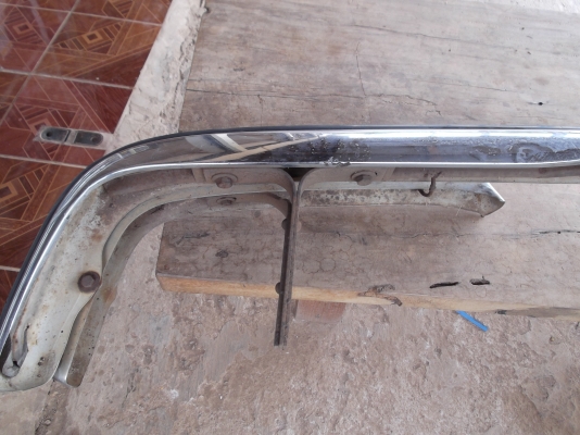 ขายกันชนสองชั้น เบ๊นซ์ w114  w115 ตาตั้งครับ