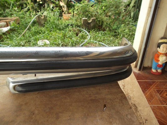 ขายกันชนสองชั้น เบ๊นซ์ w114  w115 ตาตั้งครับ