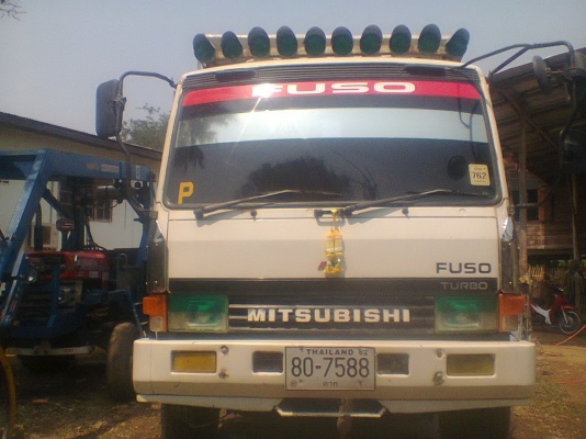 ขายสิบล้อมิตซูบิชิ เฉินหลง