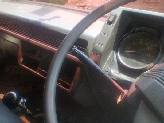 ขายสิบล้อมิตซูบิชิ เฉินหลง