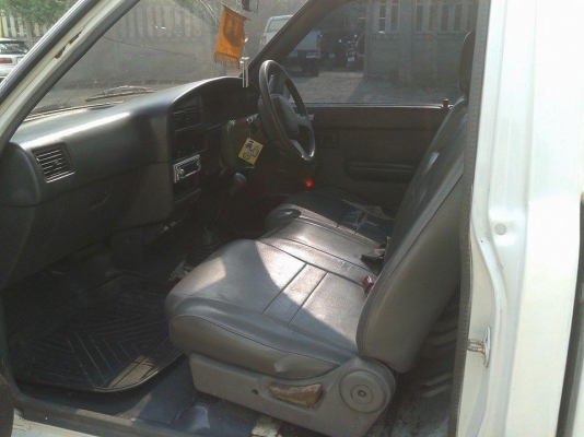 TOYOTA, HILUX MIGHTY-X รถบ้านเดิมๆ เอาไว้ใช้งานหนักสบายๆ