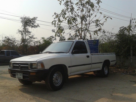 TOYOTA, HILUX MIGHTY-X รถบ้านเดิมๆ เอาไว้ใช้งานหนักสบายๆ