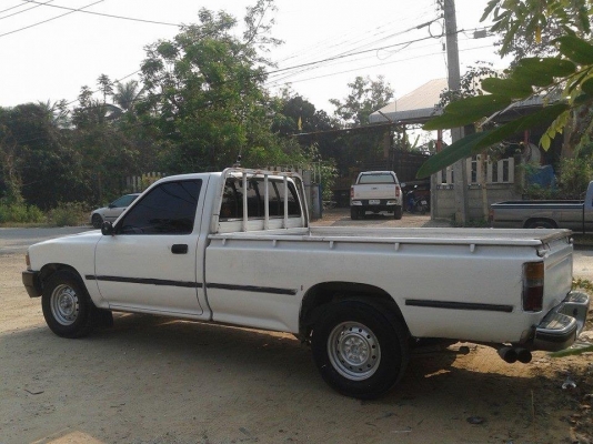 TOYOTA, HILUX MIGHTY-X รถบ้านเดิมๆ เอาไว้ใช้งานหนักสบายๆ