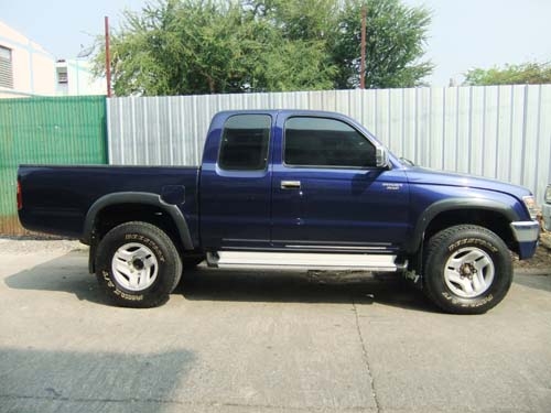 TOYOTA TIGER 3.0 CAB SR5 4WD ปี 2000