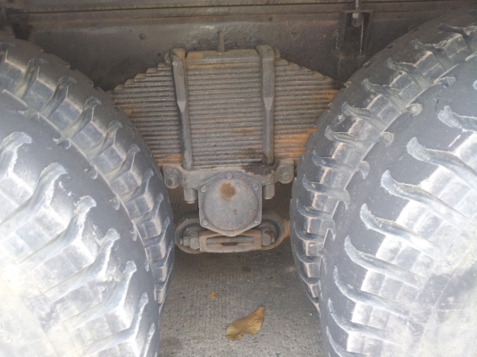 10 ล้อดั้ม 2 เพลา มีสโลร์พร้อมใช้ ยางใหม่ 10 เส้น