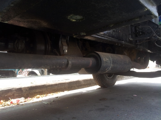 10 ล้อดั้ม 2 เพลา มีสโลร์พร้อมใช้ ยางใหม่ 10 เส้น