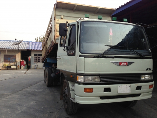 Hino 3m สภาพดีรถใช้งานอยู่ประจำ กระบะสามมิตร