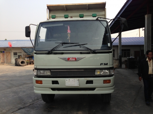 Hino 3m สภาพดีรถใช้งานอยู่ประจำ กระบะสามมิตร Hino 3m สภาพดีรถใช้งานอยู่ประจำ กระบะสามมิตร
