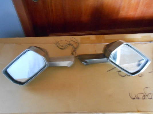 กระจกมองข้างแนวเรโทรปรับไฟฟ้า ราคา1800บาท