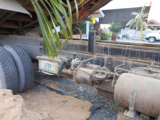 ขายรถ 10 ล้อดั๊ม