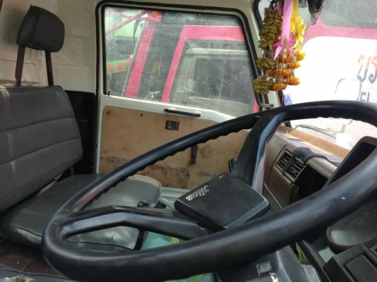 ต้องการขายด่วนรถฮีโน่เอ็บบี113ปี39ยางเต็มเครื่องดีคัชซีสวยสภาพพร้อมใช้เจ้าของขายเองสนใจติดต่อด่วน