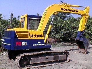 ขาย KOMATSU PC60-3 รถสวยพร้อมใช้งาน  แรงไม่ตกทำงานได้ดีเยี่ยม  ราคาต่อรองได้